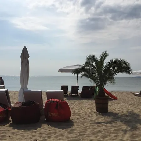 In Apoloniya Beach Holiday Village Lejlighed