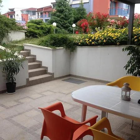 Lejlighed In Apoloniya Beach Holiday Village